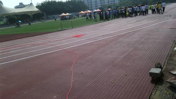 13毫米預(yù)制型塑膠跑道價格